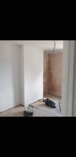 MC Property Services - Decorator in Dagenham