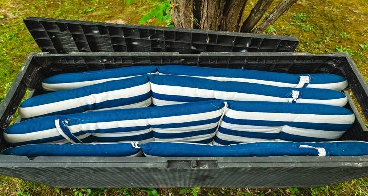 garden chairs in storage box