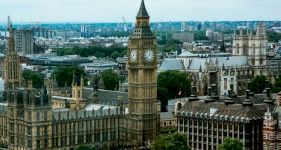 &pound;14 Billion Refurb Needed to Save Houses of Parliament