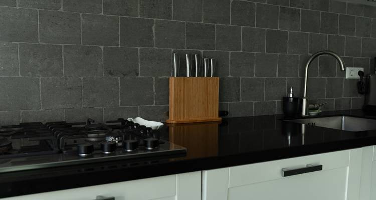 dark grey splashback tiles kettle