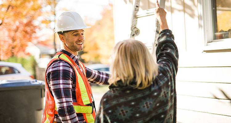 talking to tradesperson