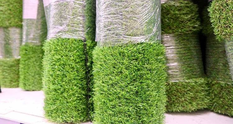 rolls of upright fake grass