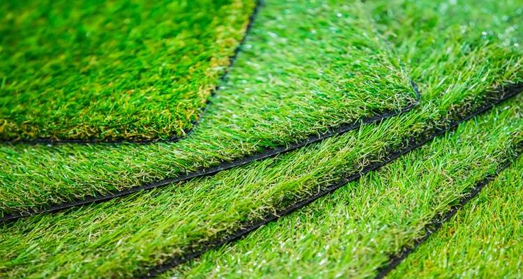 four pieces fake grass