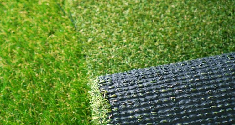 roll of fake grass
