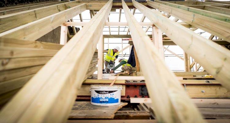 bungalow loft conversion under construction by tradespeople