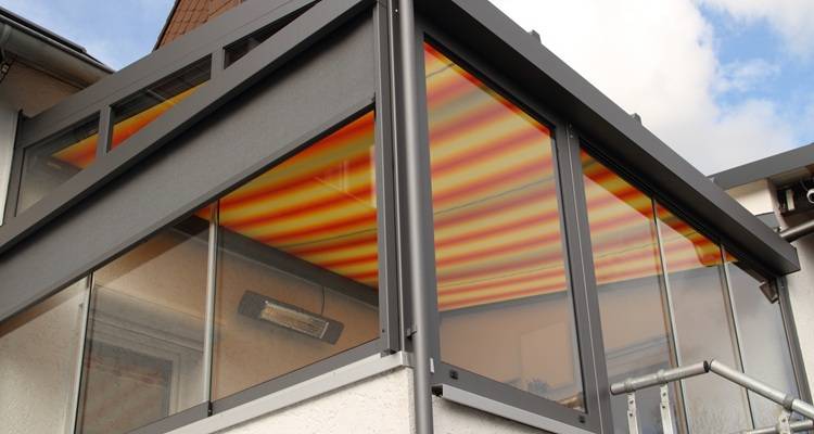 stripey roof blinds
