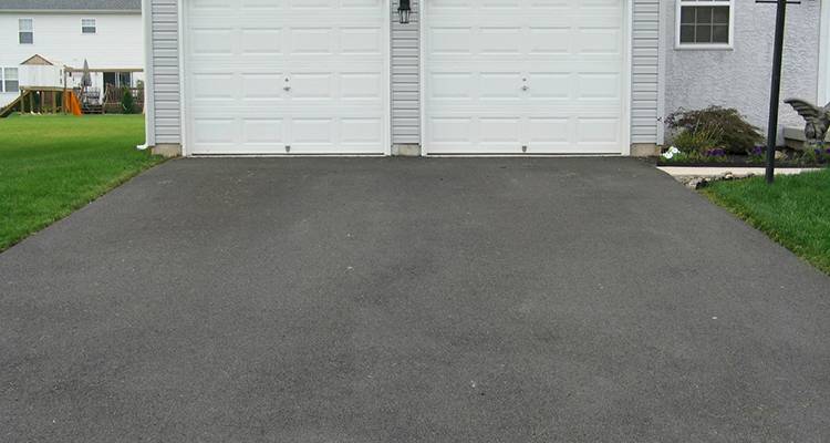 small tarmac driveway installation on front of UK property