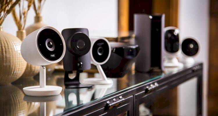 2imageofmultipleinstalledcctvcameras