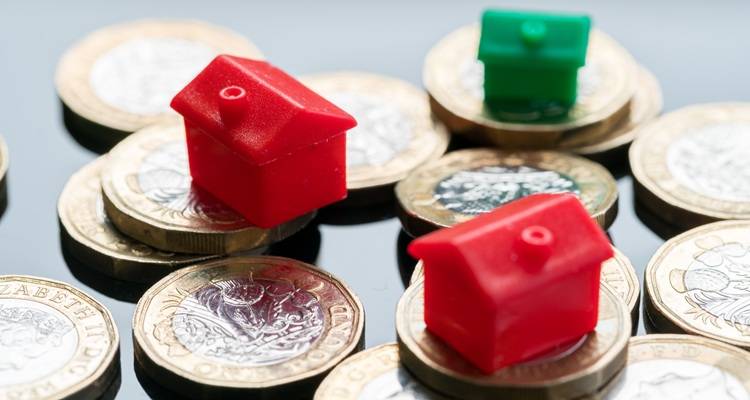 Money and monopoly houses