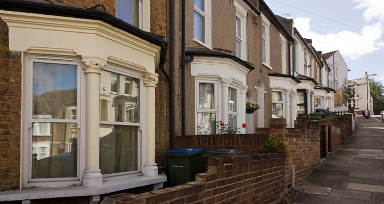 terraced houses bay windows