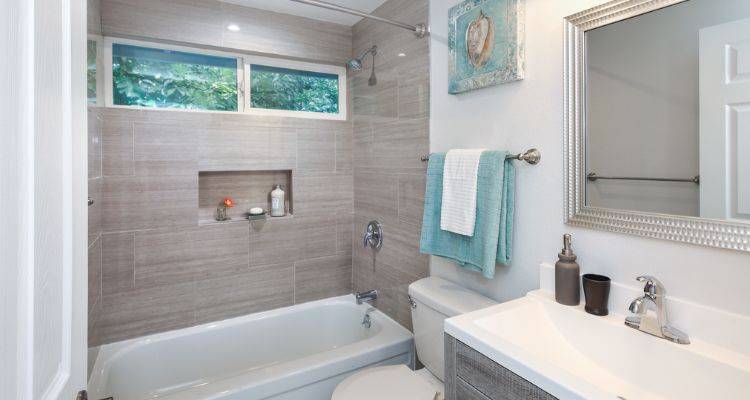 basic bathroom suite cost