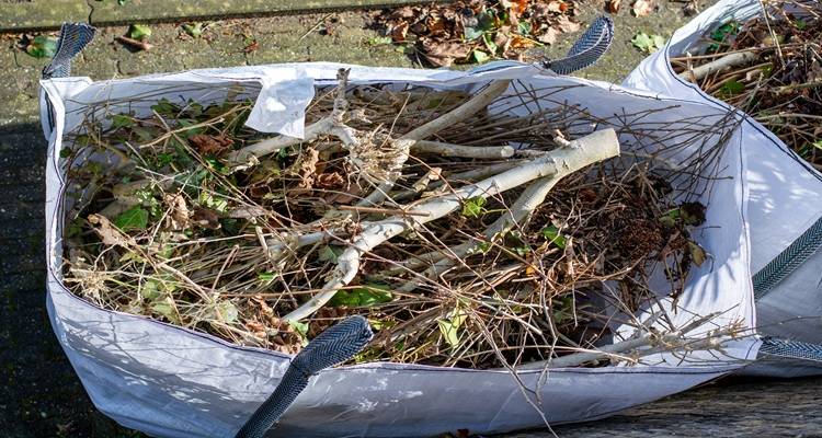 tonne nag white garden waste