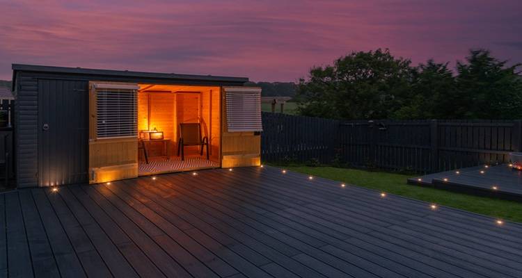 decking red light sunset