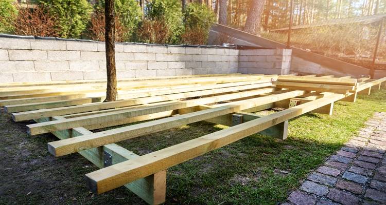 decking in construction
