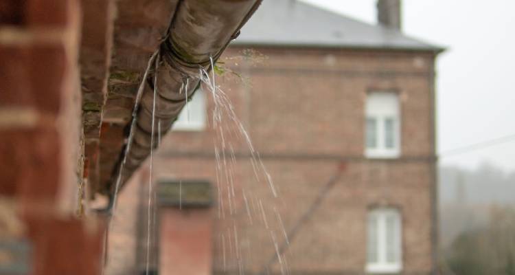 gutter repairs near you