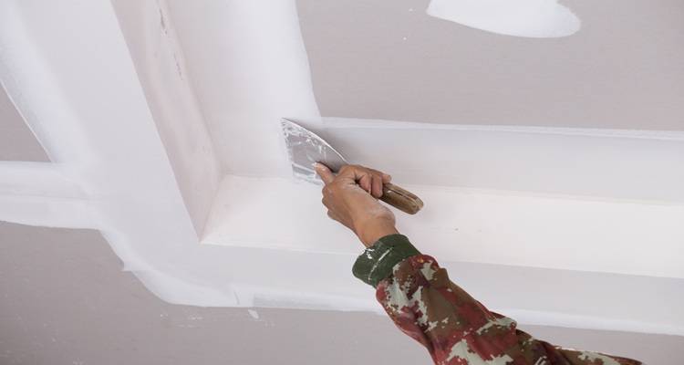 ceiling being plastered