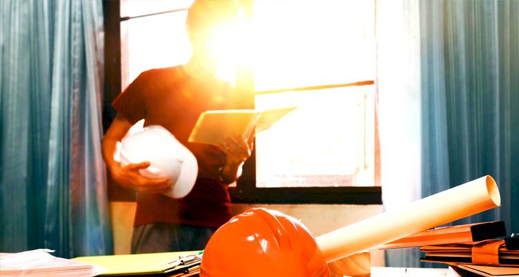 hire curtain fitter UK