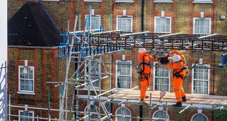 men on scaffolding
