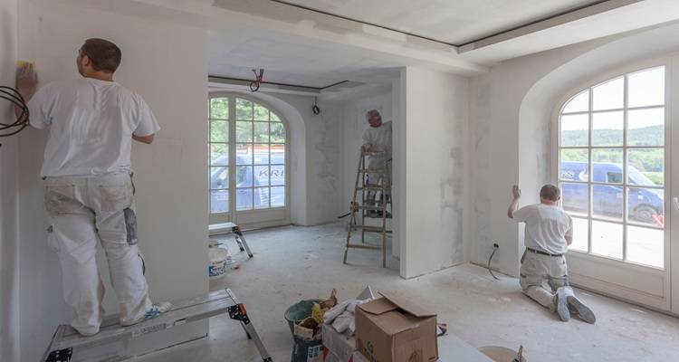 painters decorating interior