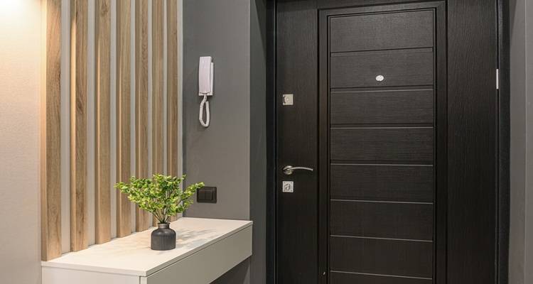 wall panelling in hall