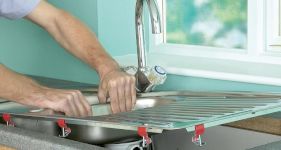 How to Install a Kitchen Sink