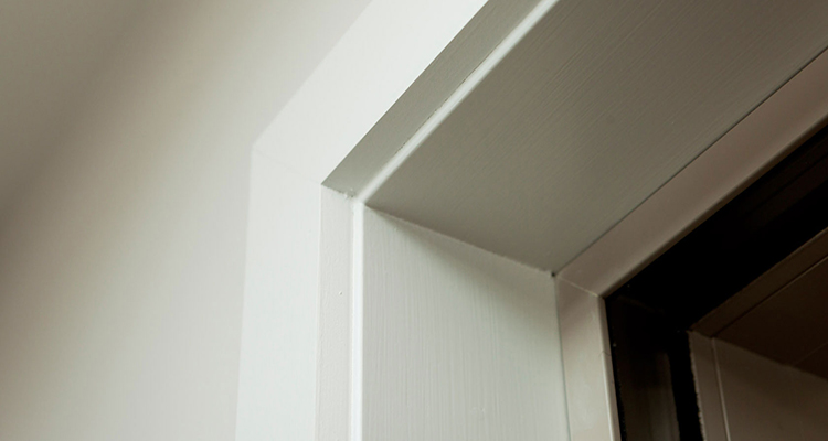 How to Fit an Architrave