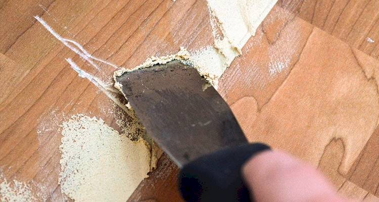 laying laminate flooring