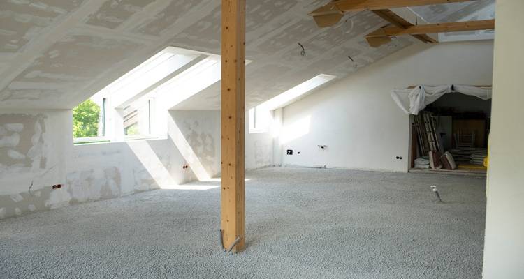 loft conversion being built
