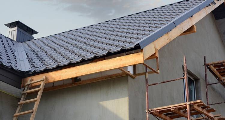 Metal roof and scaffolding