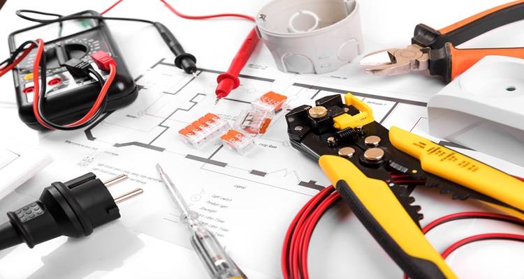 Plans with electrical tools