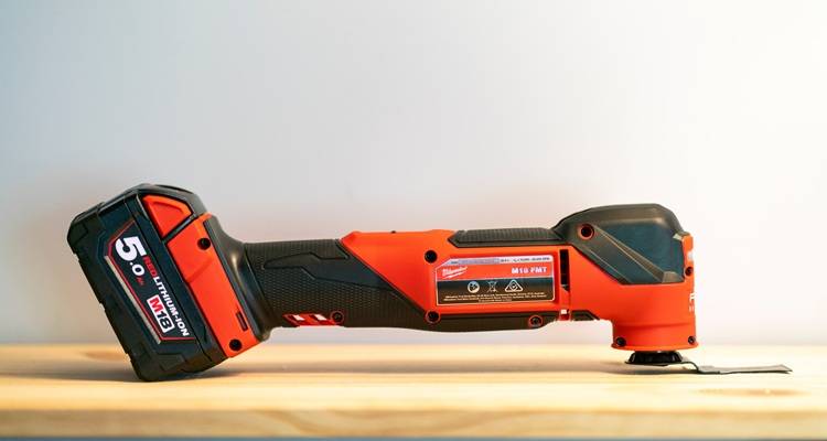 cordless power tool