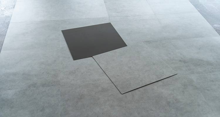 square laminate tiles one in middle