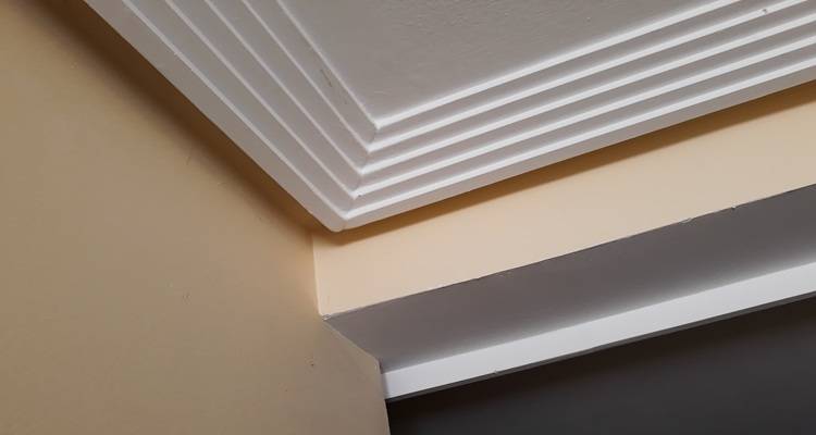 coving yellow wall