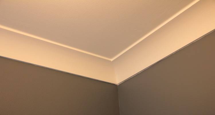 coving brown wall