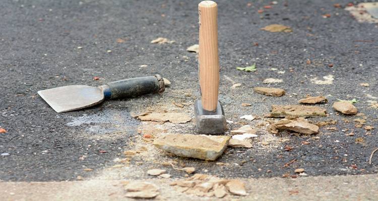 bolster and lump hammer