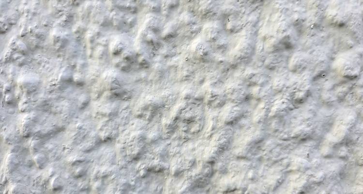 cream pebble dash