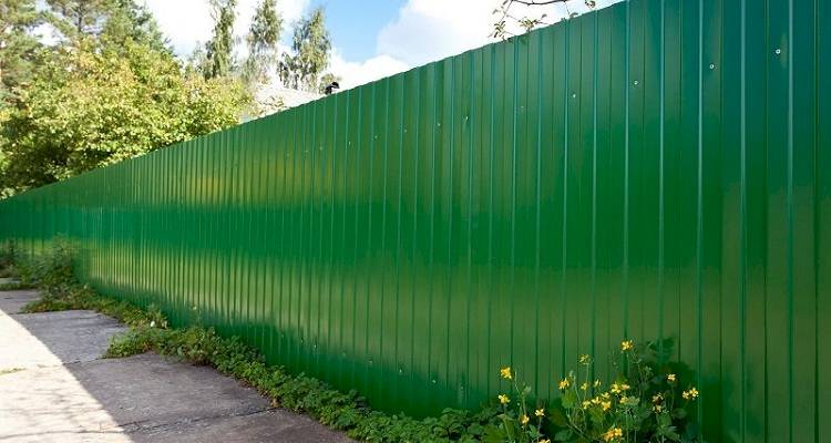 metal fencing cost