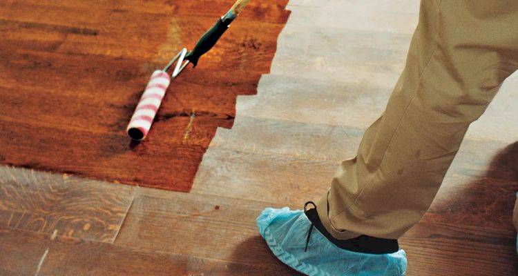 wooden floor varnishing