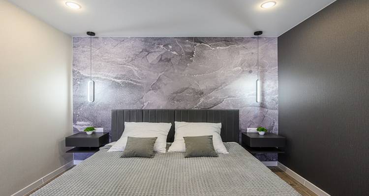 marble wallpaper in bedroom