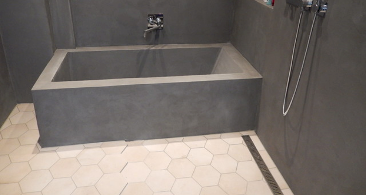 Microcement wet room floor