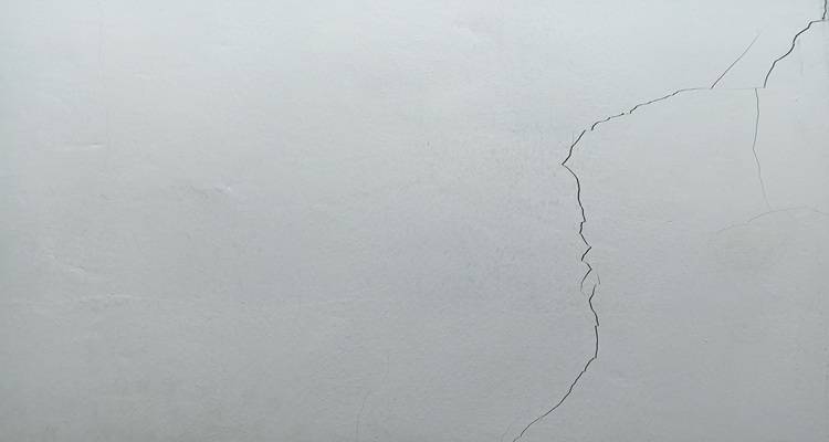hairline cracks in plaster